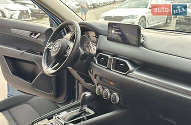Позашляховик / Кросовер Mazda CX-5 2022 в 