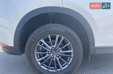Позашляховик / Кросовер Mazda CX-5 2019 в 