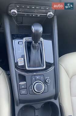 Позашляховик / Кросовер Mazda CX-5 2019 в 