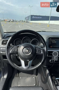Позашляховик / Кросовер Mazda CX-5 2016 в 