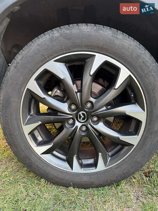 Внедорожник / Кроссовер Mazda CX-5 2016 в Каменском