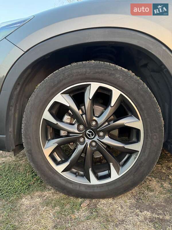 Внедорожник / Кроссовер Mazda CX-5 2016 в Каменском