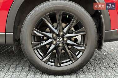 Позашляховик / Кросовер Mazda CX-5 2020 в 