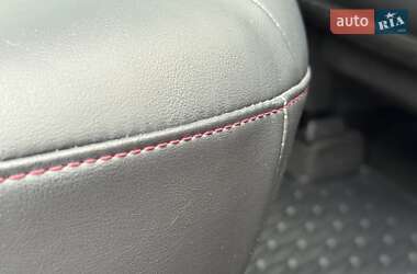 Позашляховик / Кросовер Mazda CX-5 2020 в 