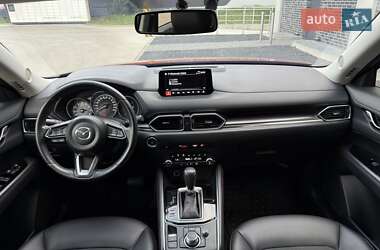 Позашляховик / Кросовер Mazda CX-5 2020 в 