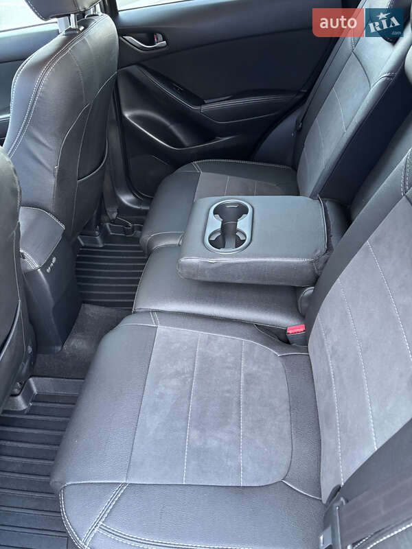 Позашляховик / Кросовер Mazda CX-5 2015 в Рівному