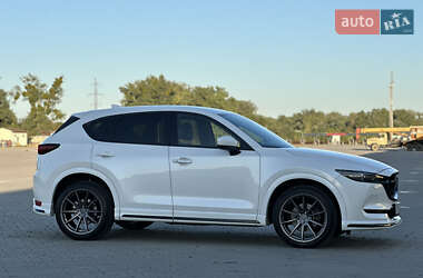 Позашляховик / Кросовер Mazda CX-5 2019 в 