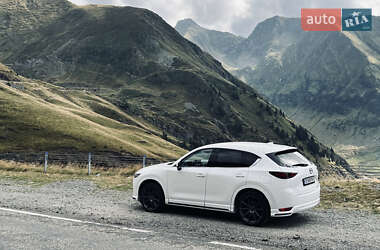 Позашляховик / Кросовер Mazda CX-5 2019 в 