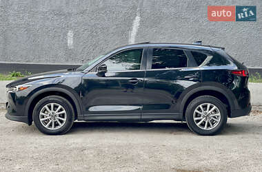Внедорожник / Кроссовер Mazda CX-5 2023 в 
