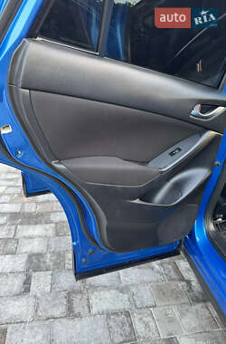 Позашляховик / Кросовер Mazda CX-5 2012 в 