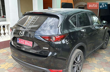 Позашляховик / Кросовер Mazda CX-5 2018 в 