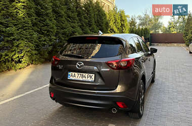 Позашляховик / Кросовер Mazda CX-5 2016 в 
