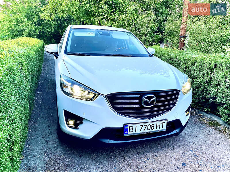 Внедорожник / Кроссовер Mazda CX-5 2015 в Гадяче