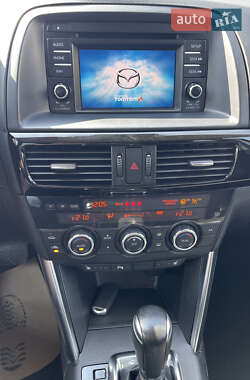 Позашляховик / Кросовер Mazda CX-5 2014 в 