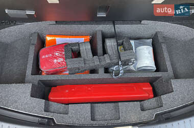 Позашляховик / Кросовер Mazda CX-5 2014 в 