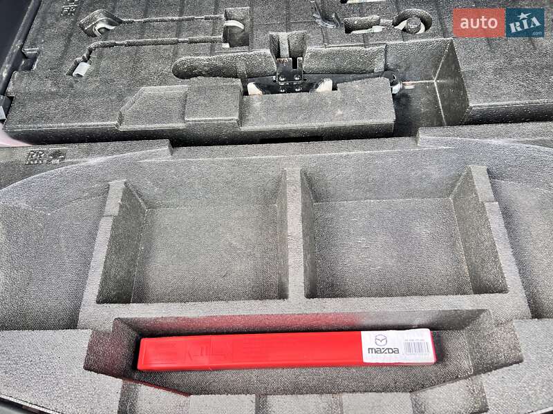 Позашляховик / Кросовер Mazda CX-5 2013 в Нововолинську