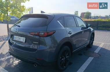 Позашляховик / Кросовер Mazda CX-5 2024 в 