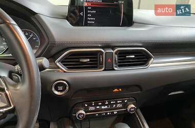 Позашляховик / Кросовер Mazda CX-5 2019 в 