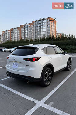 Позашляховик / Кросовер Mazda CX-5 2022 в 