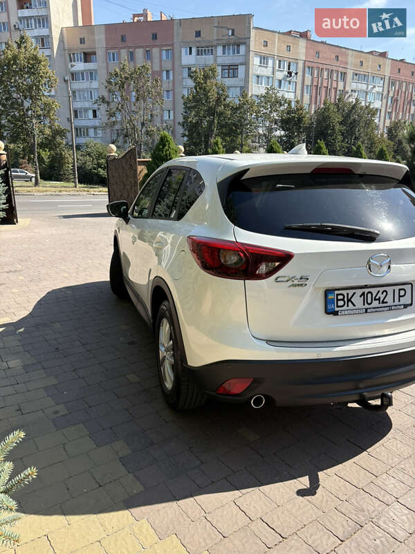 Внедорожник / Кроссовер Mazda CX-5 2015 в Ровно