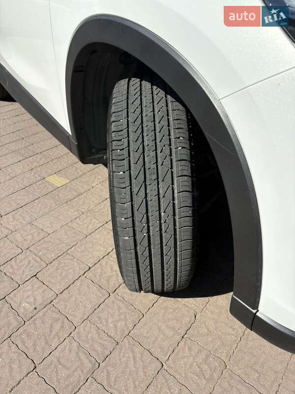 Внедорожник / Кроссовер Mazda CX-5 2015 в Ровно