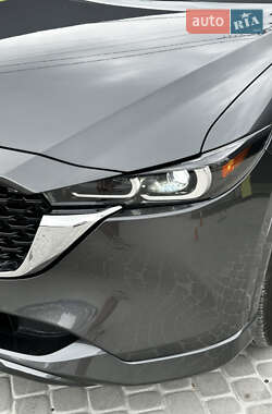 Позашляховик / Кросовер Mazda CX-5 2024 в 
