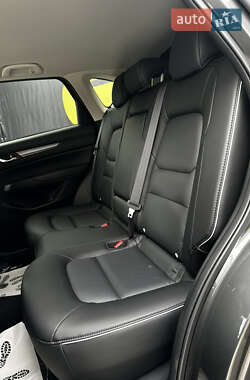 Позашляховик / Кросовер Mazda CX-5 2024 в 
