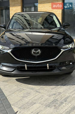 Внедорожник / Кроссовер Mazda CX-5 2018 в 