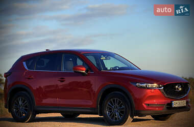 Позашляховик / Кросовер Mazda CX-5 2019 в 