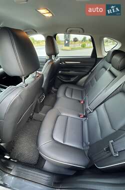 Позашляховик / Кросовер Mazda CX-5 2024 в 