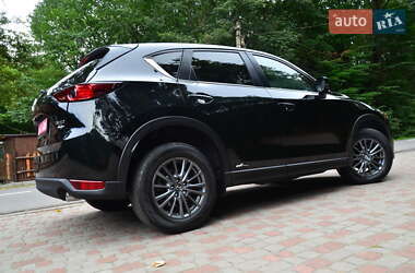 Позашляховик / Кросовер Mazda CX-5 2021 в 