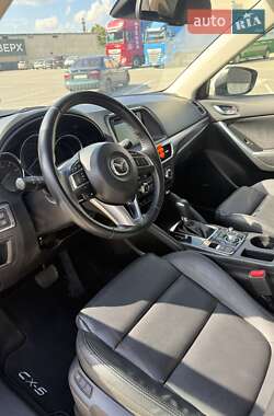 Позашляховик / Кросовер Mazda CX-5 2016 в 