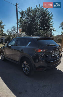 Внедорожник / Кроссовер Mazda CX-5 2018 в 