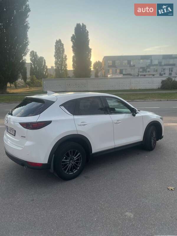 Внедорожник / Кроссовер Mazda CX-5 2017 в Киеве фото 3 Внедорожник / Кроссовер Mazda CX-5 2017 в Киеве