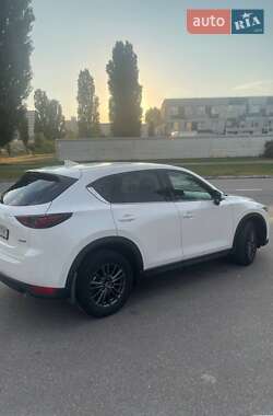 Внедорожник / Кроссовер Mazda CX-5 2017 в 