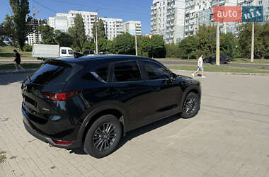 Позашляховик / Кросовер Mazda CX-5 2020 в 