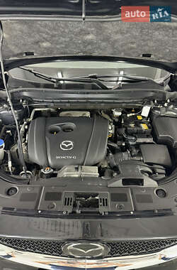 Позашляховик / Кросовер Mazda CX-5 2020 в 