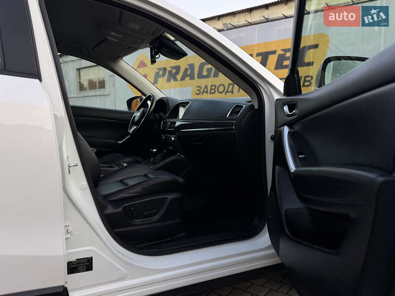 Позашляховик / Кросовер Mazda CX-5 2015 в Луцьку