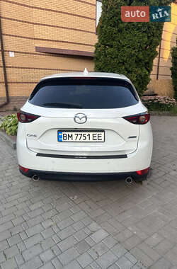 Позашляховик / Кросовер Mazda CX-5 2017 в 