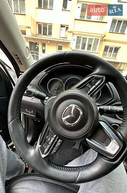 Позашляховик / Кросовер Mazda CX-5 2017 в 