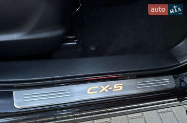 Позашляховик / Кросовер Mazda CX-5 2013 в 