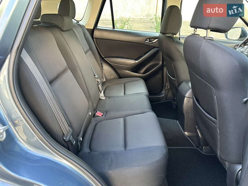 Внедорожник / Кроссовер Mazda CX-5 2016 в Киеве