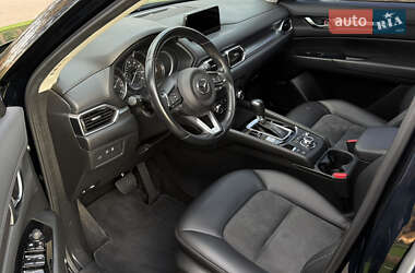 Позашляховик / Кросовер Mazda CX-5 2018 в 