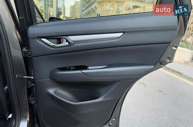 Позашляховик / Кросовер Mazda CX-5 2017 в 