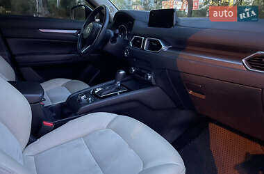Внедорожник / Кроссовер Mazda CX-5 2017 в 