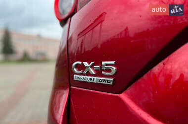 Позашляховик / Кросовер Mazda CX-5 2021 в 