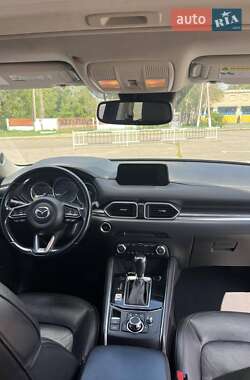 Позашляховик / Кросовер Mazda CX-5 2017 в 