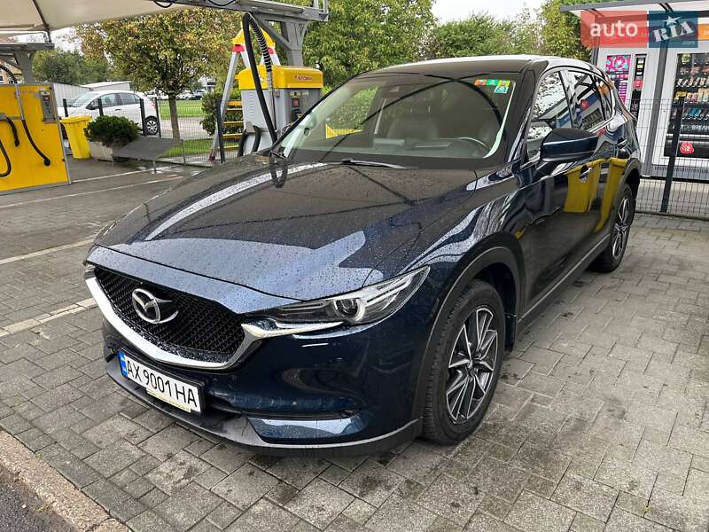 Внедорожник / Кроссовер Mazda CX-5 2018 в 