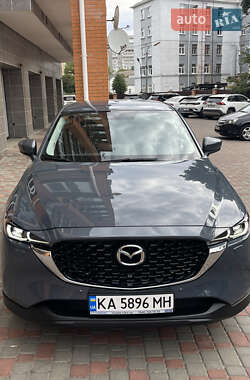 Позашляховик / Кросовер Mazda CX-5 2023 в 