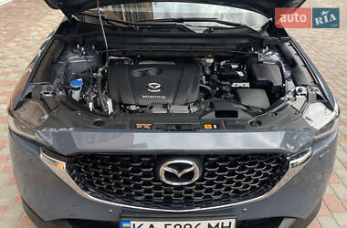 Позашляховик / Кросовер Mazda CX-5 2023 в 